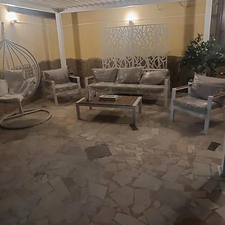 Casa Nanuzza بيت للعطل